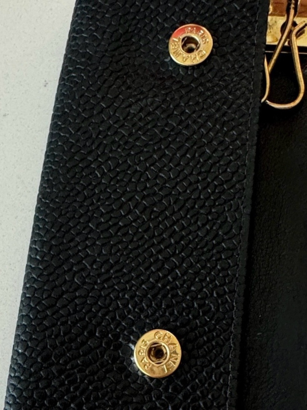 Chanel caviar key holder - Picture 7 of 10